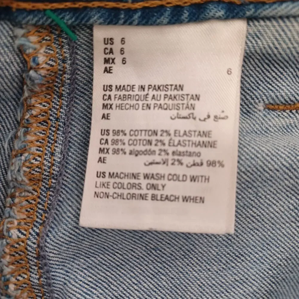On 34th Macy's Wide Leg Carpenter Jeans Light Wash Blue Size 6 EUC - Picture 12 of 12